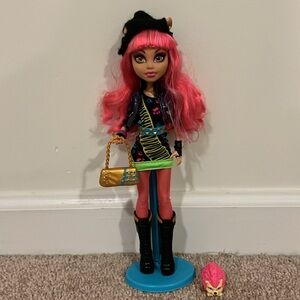 Monster High 13 Wishes Howleen Wolf Doll